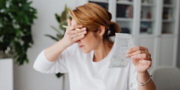 Master Your Finances: 5 Weekly Budgeting Tips That Work for Everyone