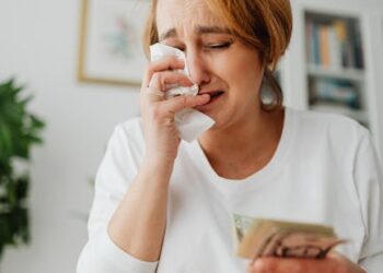 5 Essential Debt Management Tips for Single Parents to Secure Financial Freedom