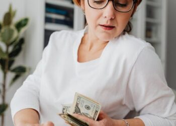 Unlock Your Financial Freedom: A Complete Envelope Budgeting System Guide