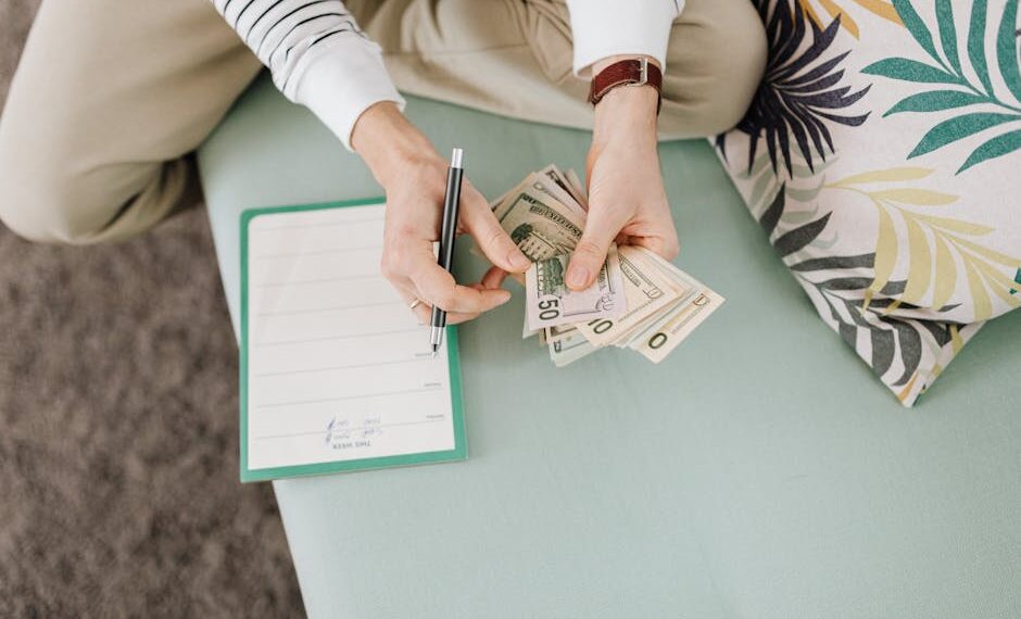 Top Personal Finance Tips for Young Adults: A Must-Read Guide